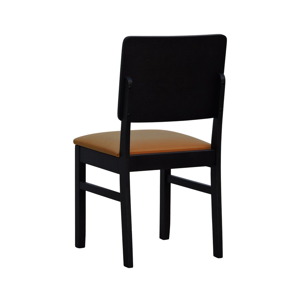 cadeira queops preta assento corano caramelo 3