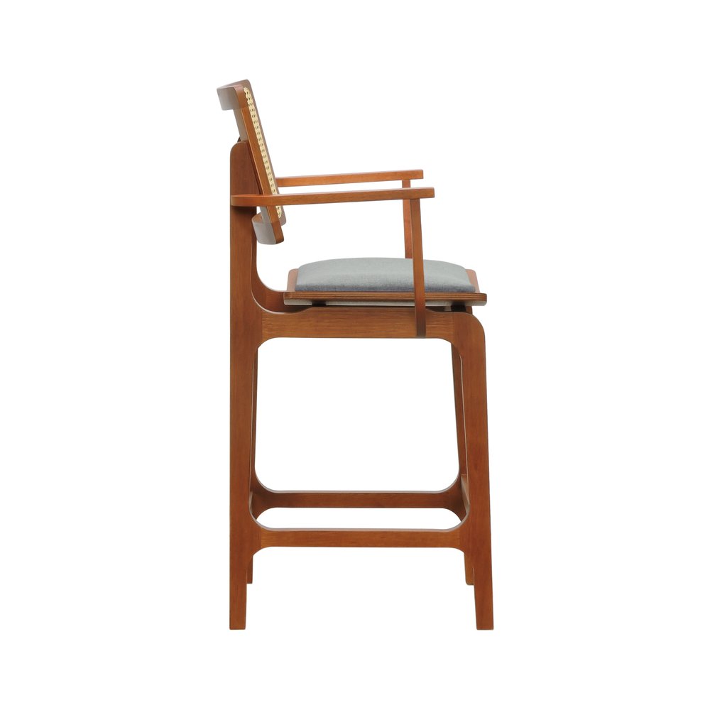 banqueta alta bistro gus com bracos amendoa linho cinza m impermeavel 5